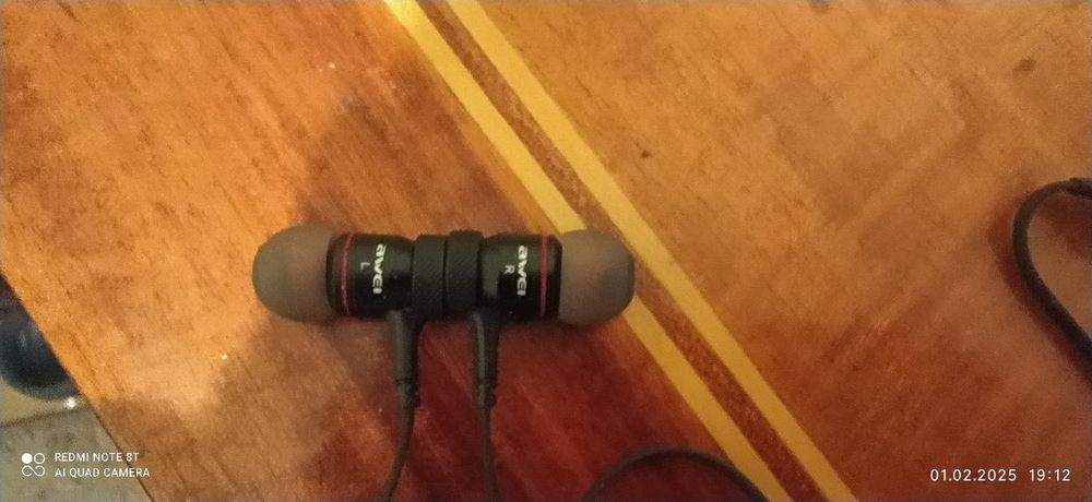 Блютуз навушники