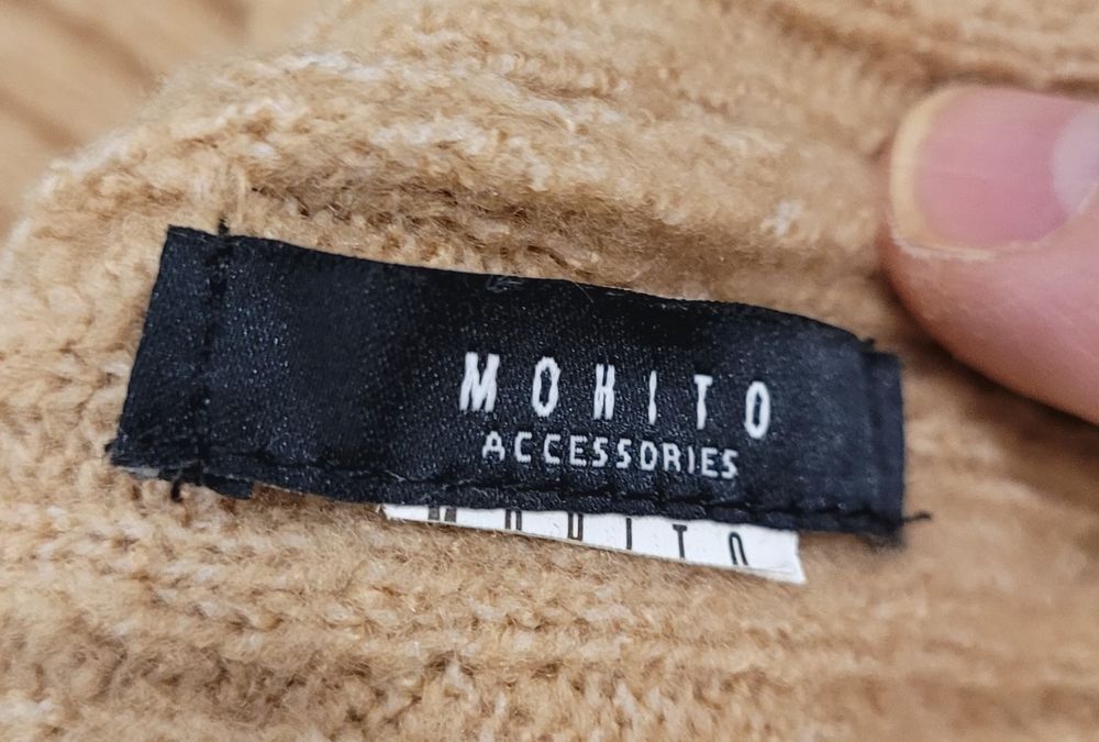 Komin damski firmy Mohito