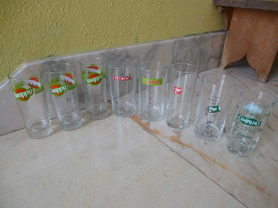 Copos para sumos com publicidade