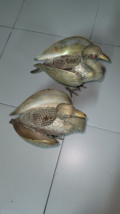 Aves  em bronze  decoração