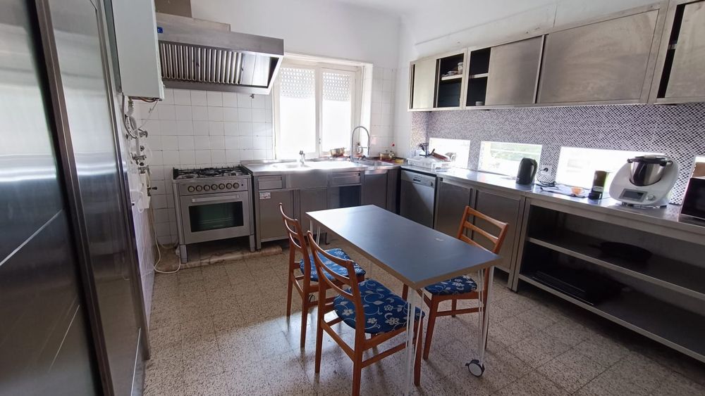 Quarto em Oeiras/Estação