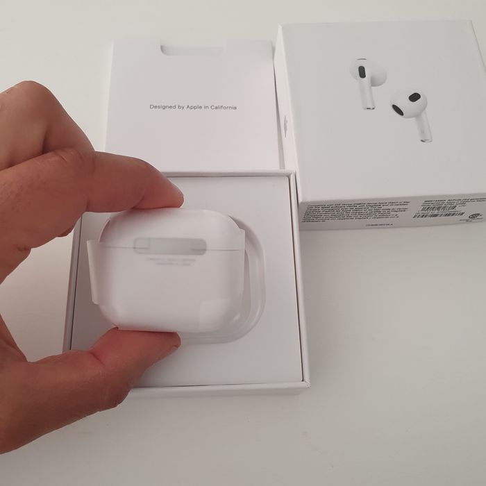 Airpods Apple 3rd Generation NOVOS em caixa