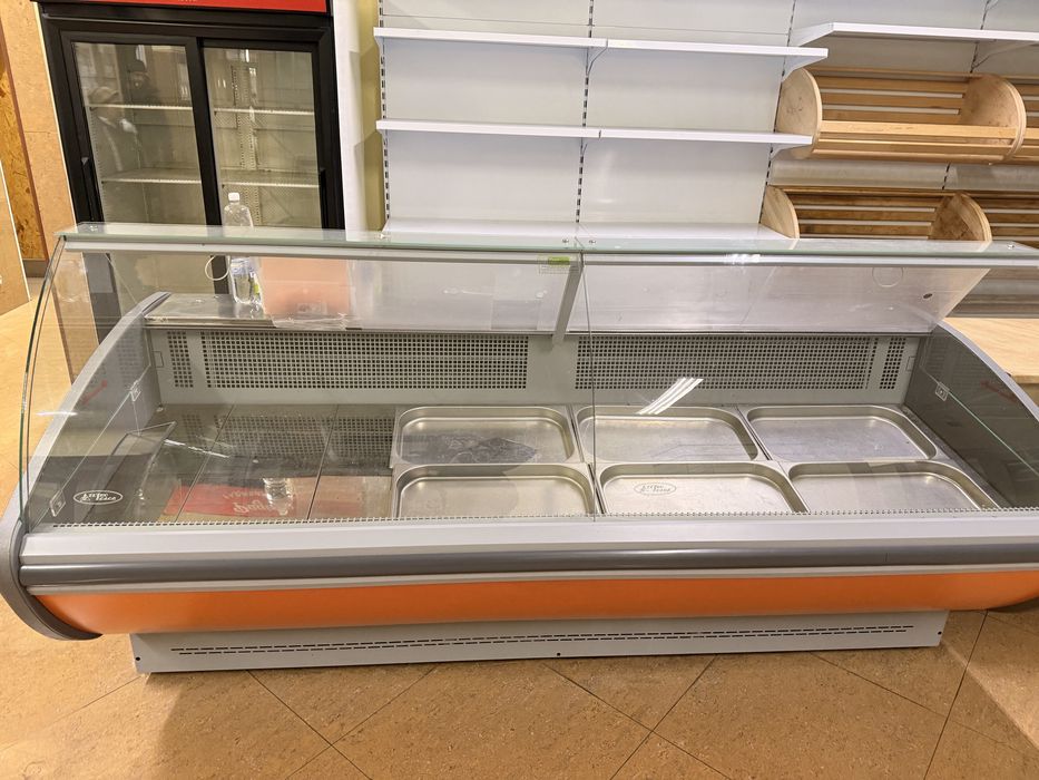 Продам холодильні вітрини в гарному стані