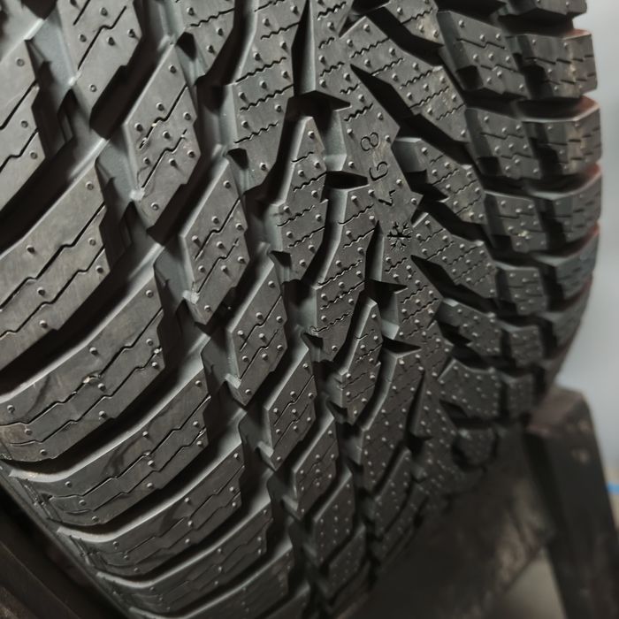 225/55/16 XL Nokian z 2025 roku