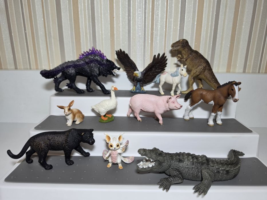Фигурки ААА крокодил орел  фігурки elc жывотные Schleich шляйх bayala баяла свиня заєць гуска коник лошатко