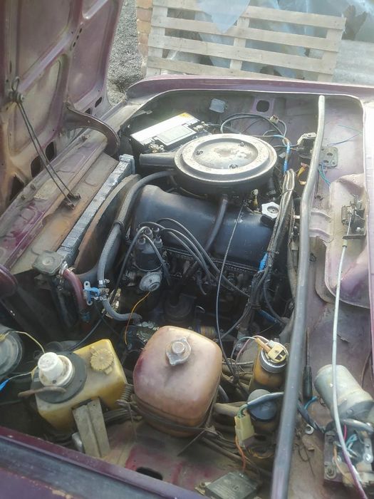 Продам терміново ВАЗ 2103