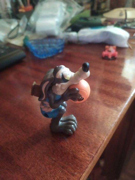 Space Jam Road Runner McDonalds Happy Meal 2020 Койот