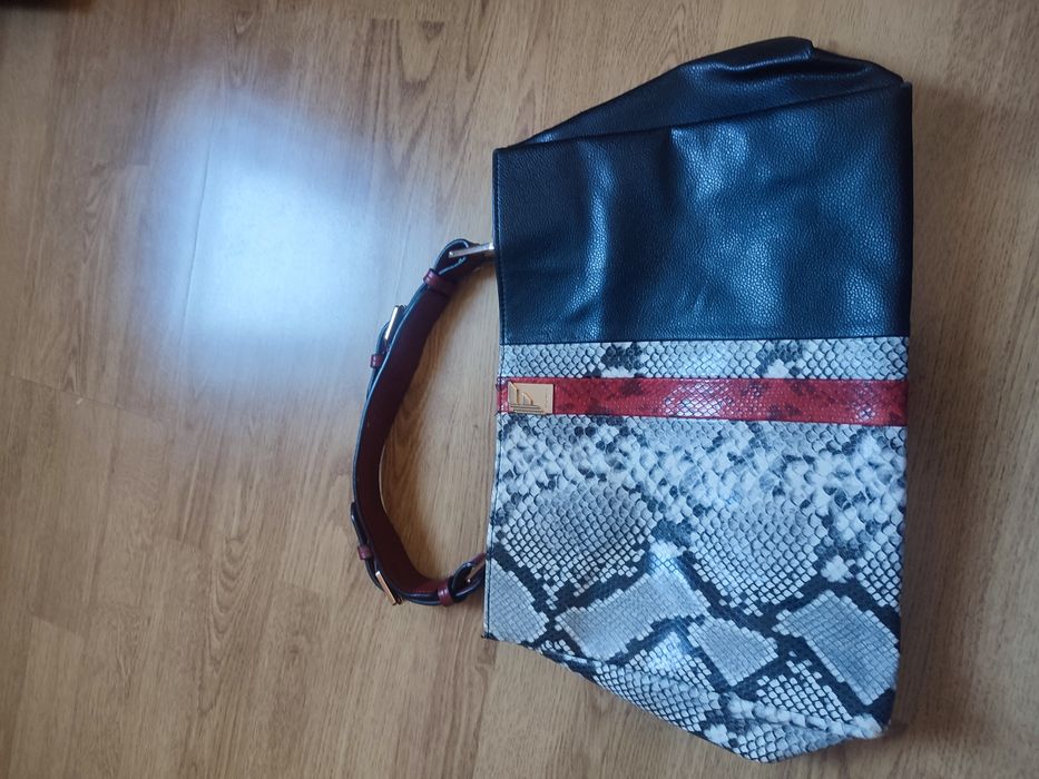 Сумки женские продам