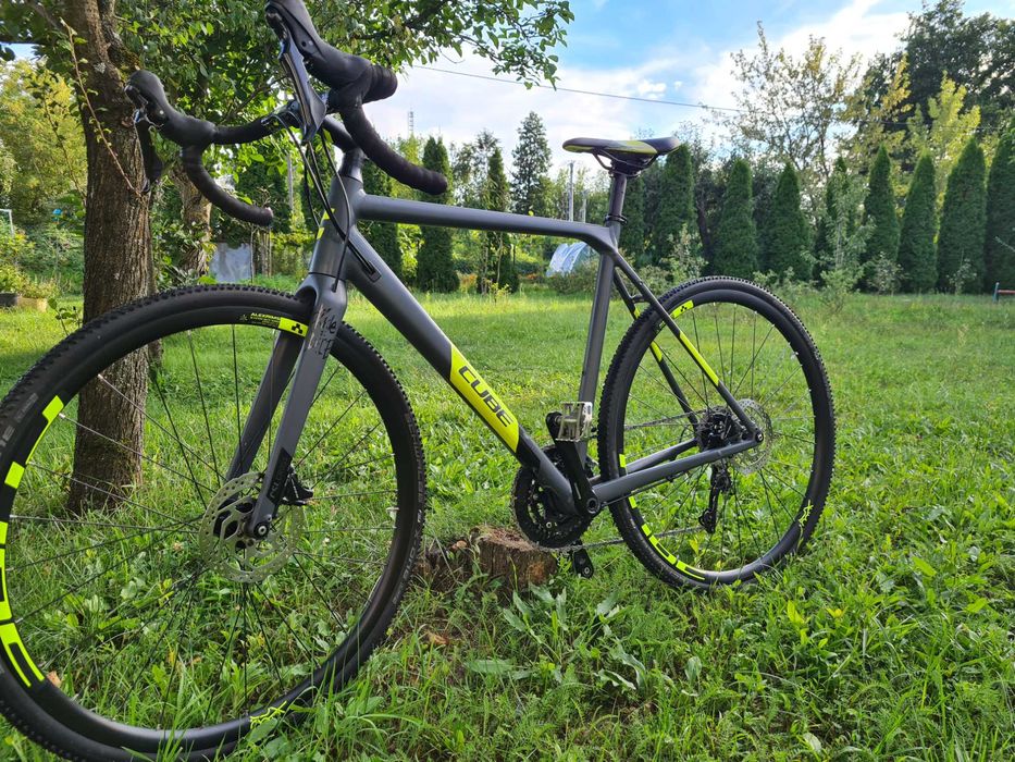 Rower Cube CrossRace Pro r.56 Gravel Shimano 105 / hydraulika
