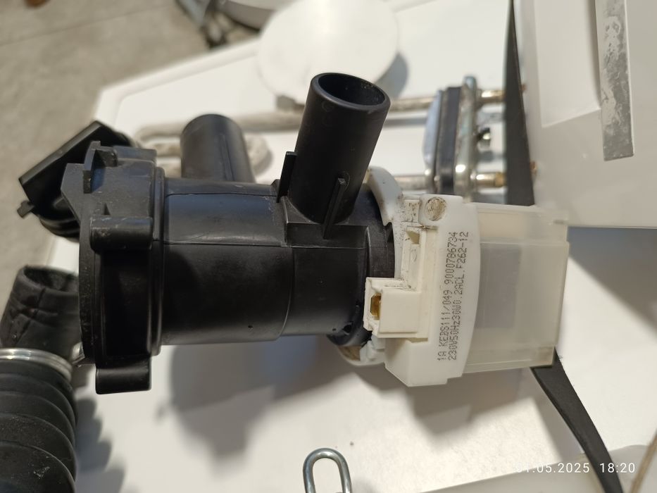 Запчастини до пральної (стиральной) BOSCH WAB16063PL двигун