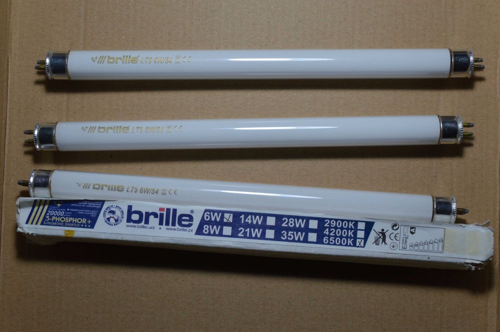 Лампа люминесцентная линейная Brille LT5 6W/54 новые цена за 3 шт.