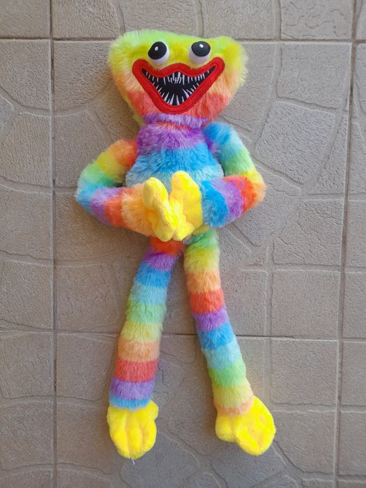 Boneco Huggy Wuggy 40cm