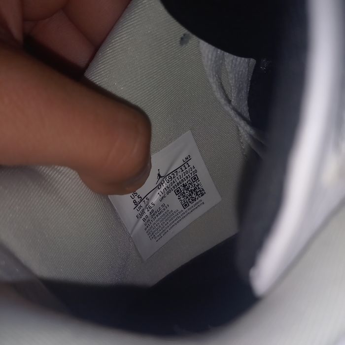 Air Jordan 4 Military Black