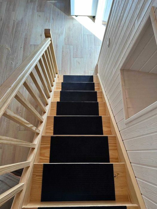 Fabrico e Montagem de Escadas de Madeira