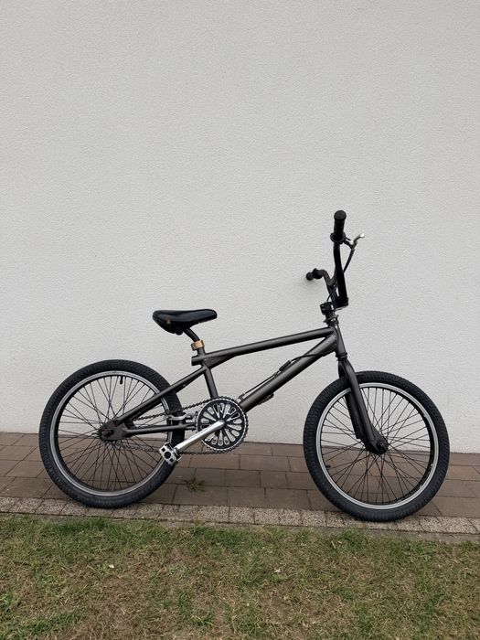 Rower BMX, opony 20"