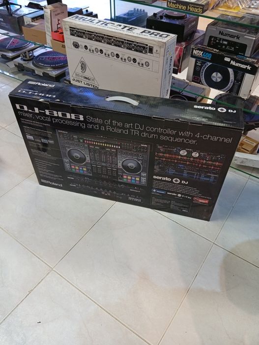 Controlador Roland DJ-808