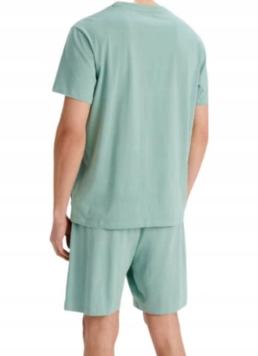 Męska piżama marki Sinsay.