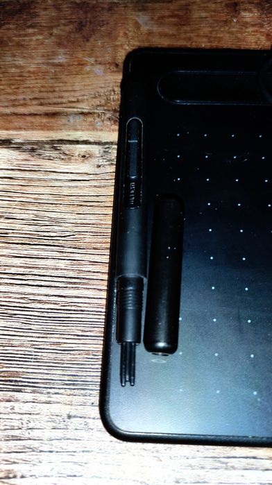 Графічний планшет wacom intuos