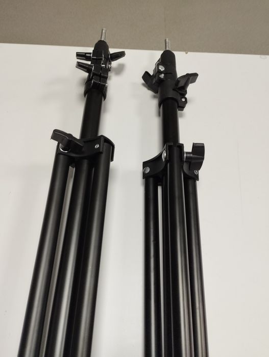 Zestaw dwóch stojaków