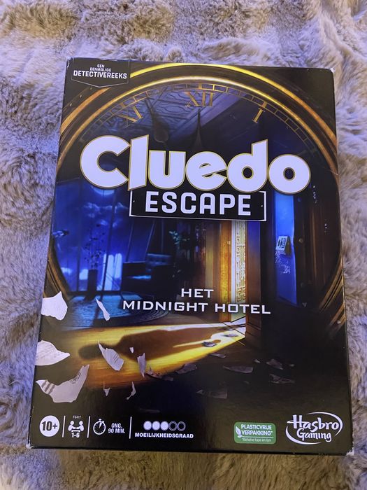 Gra planszowa Cluedo Escape jet midnight hotel Nie używana