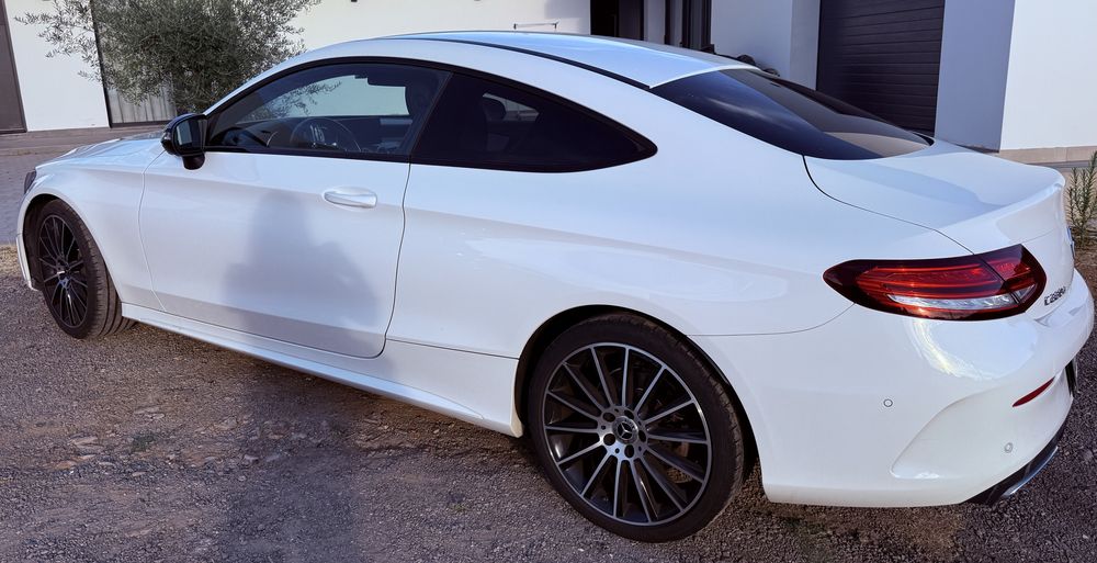 Mercedes C220d AMG line Coupe
