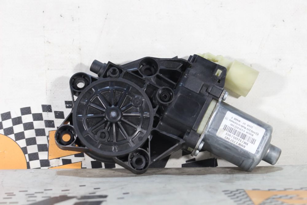 Motor vidro frente esquerdo MINI Mini (R56)