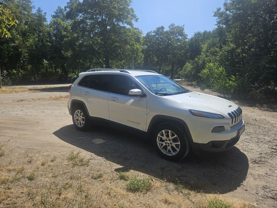 Jeep Cherokee Limited White