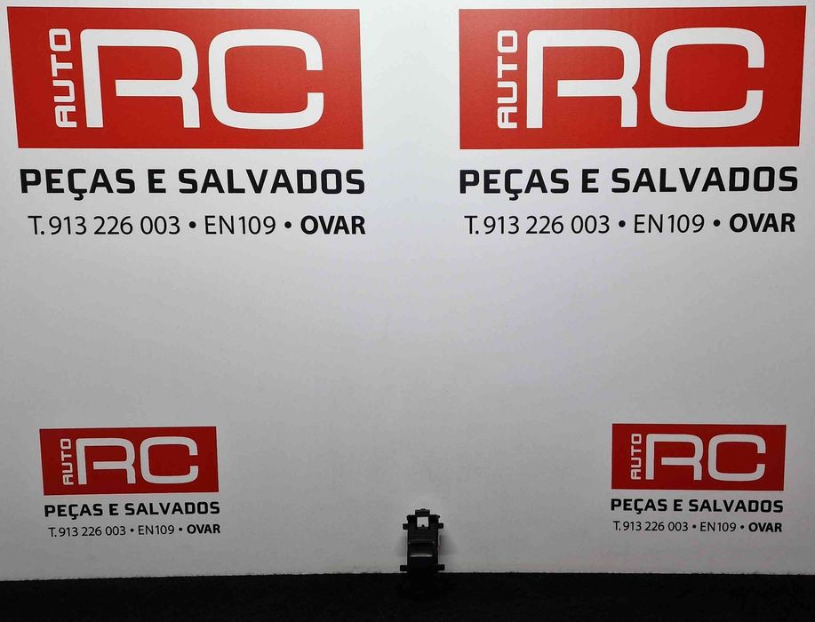 Comando / Botão / Interruptor Vidros Trás Direito 192829 - TOYOTA YARIS