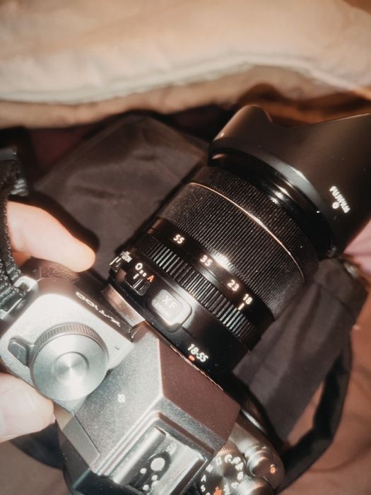 Câmara Digital Fujifilm XT 100 Lente XF 18-55mm