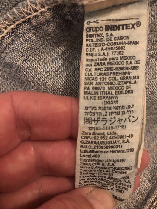 Blusão de ganga, com bolsos, aperta com botões