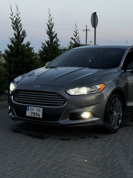 продам автомобіль Ford fusion