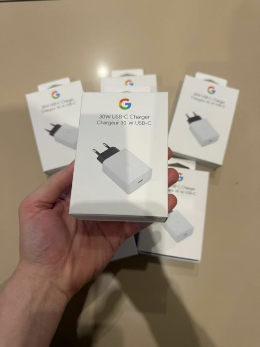 Быстрая зарядка 30 Вт Google Pixel 7 pro  блочок