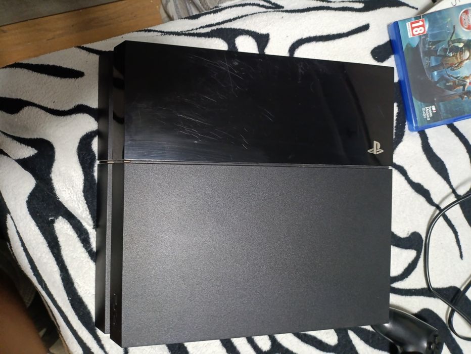 PlayStation 4 2xpad gry