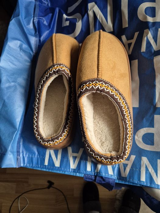 Ciepłe kapcie damskie/męskie