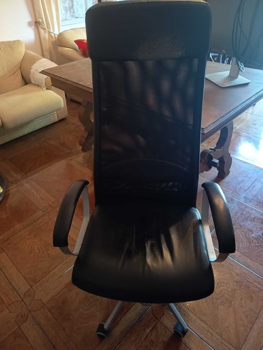 Cadeira escritório, modelo MARKUS