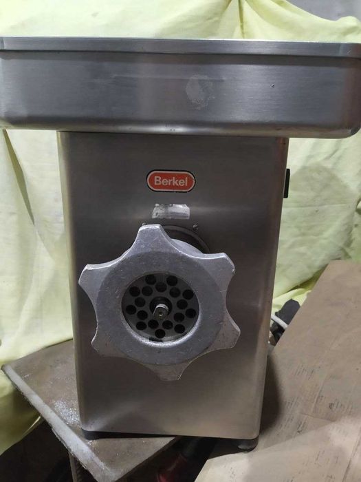 Енергоефективна м'ясорубка промислова Berkel 98 Германія економічна