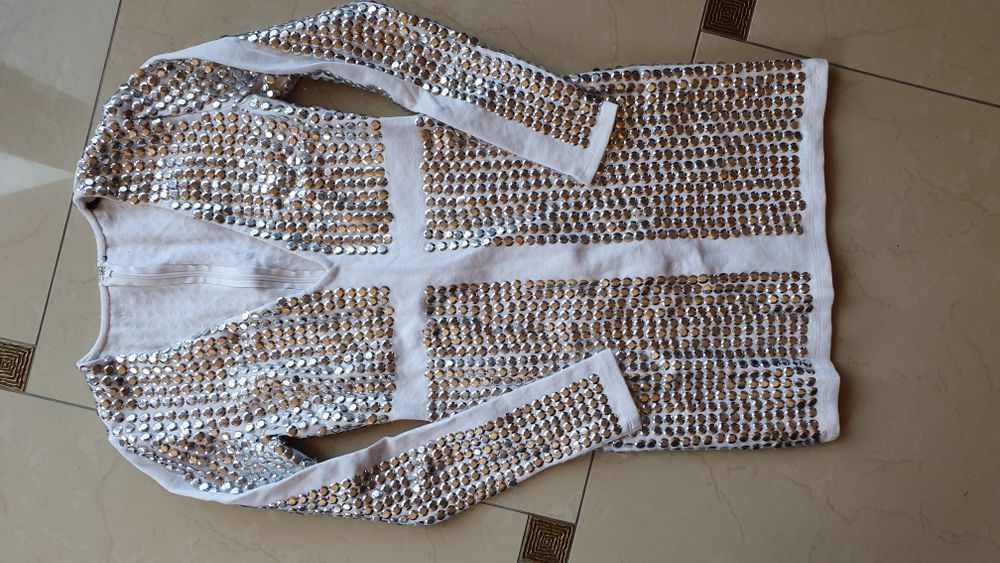 Starlet śliczna sukienka bogato zdobiona ekskluzywna cekiny XS S