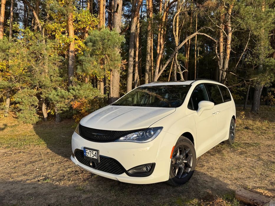 Chrysler Pacifica