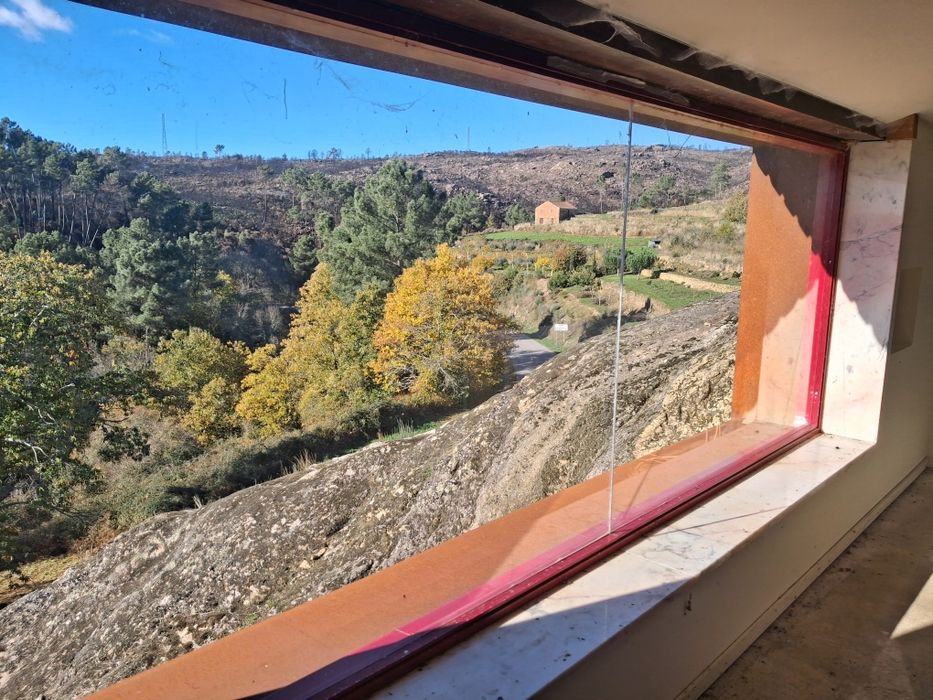 Vendo belíssima casa