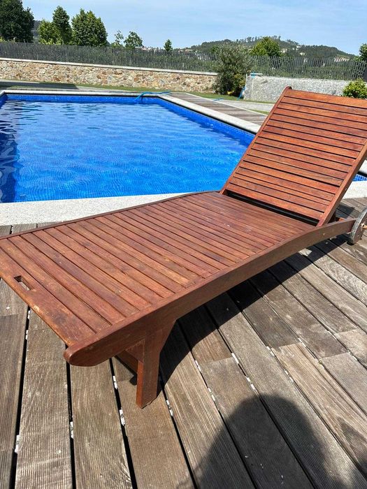 Espreguiçadeira em madeira de TEKA