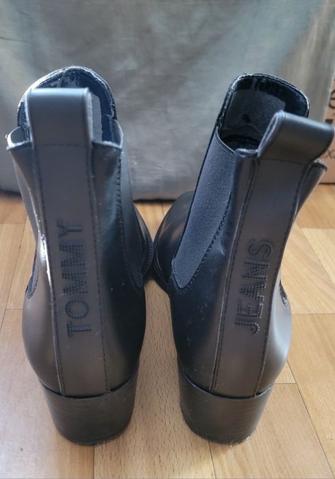 38 р Tommy Hilfiger челси ботинки