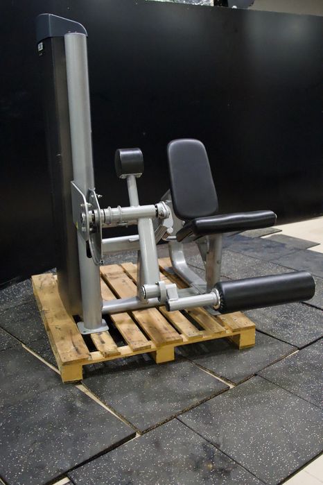 Precor Leg extension