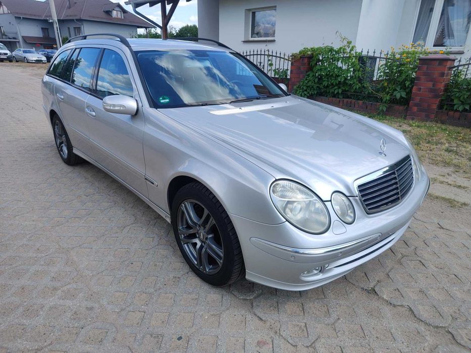 Mercedes W211 E500 Avantgarde  4 Matic Airmatic