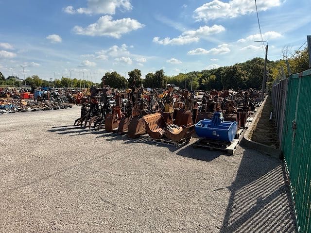 chwytak do koparki atlas do obornika