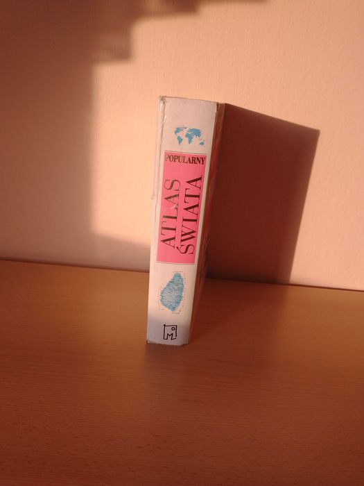 Atlas popularny świata MUZA SA wydanie I 1998r.