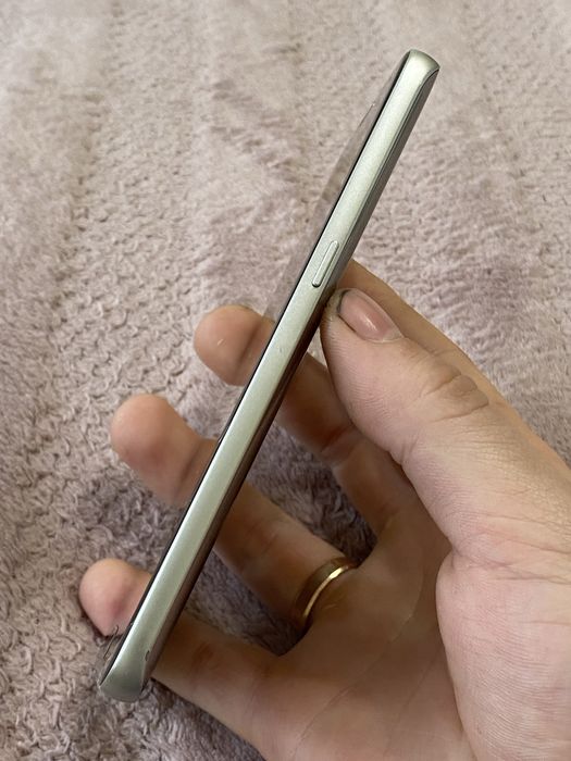 Телефон Samsung Galaxy S7 4/32gb NFC