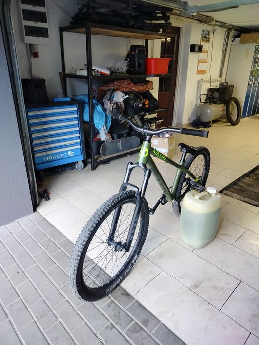 Kellys whip 30 amortyzator powietrzny