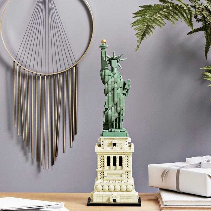 LEGO Architecture 21042 - Statue of Liberty