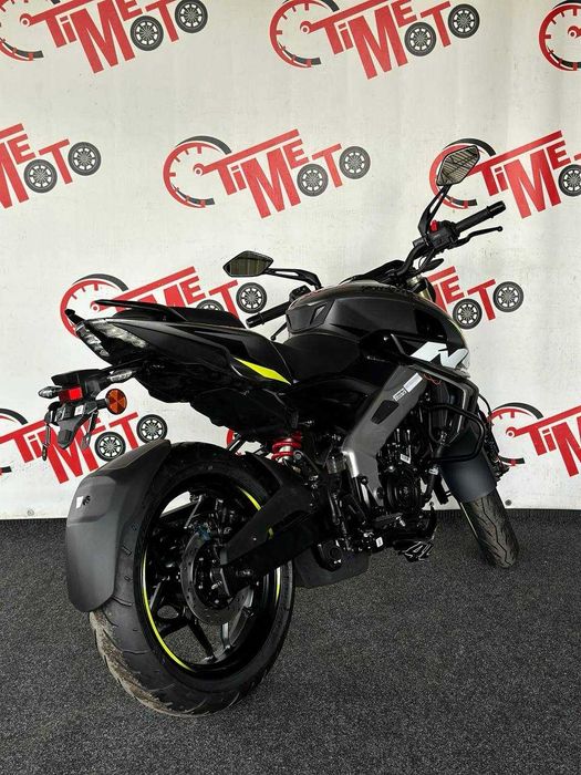 Новий мотоцикл Bajaj Pulsar NS400