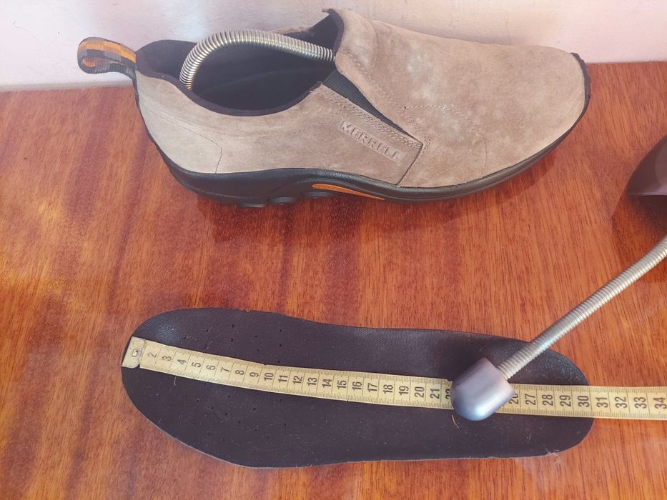 Кросовки сліпони фірми merrell JUNGLE оригінал 

Розмір по бірці:
Us 1